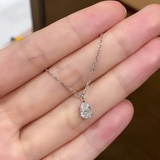 Pear Solitaire Pendant platinum 
